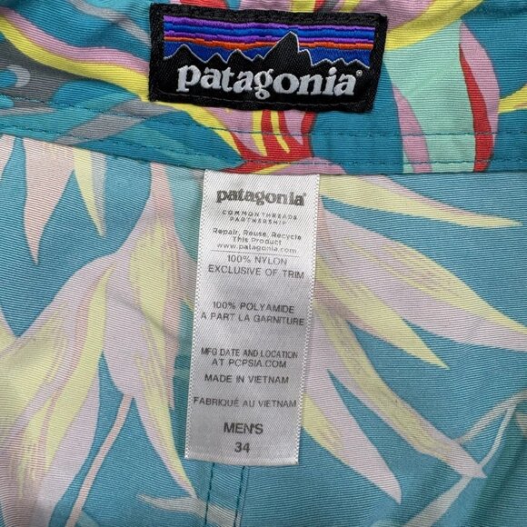 Patagonis Mens Teal Blue Worn Wear-M's Printed Wavefarer Board Shorts Size 32 - Picture 7 of 9